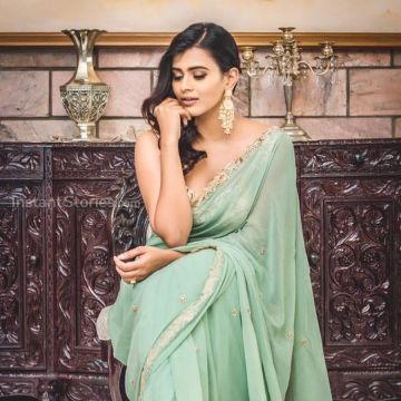 Hebah Patel Latest Hot HD Photos/Wallpapers (1080p,4k)