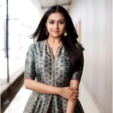 Keerthy Suresh Latest Hot HD Photos/Wallpapers (1080p,4k)