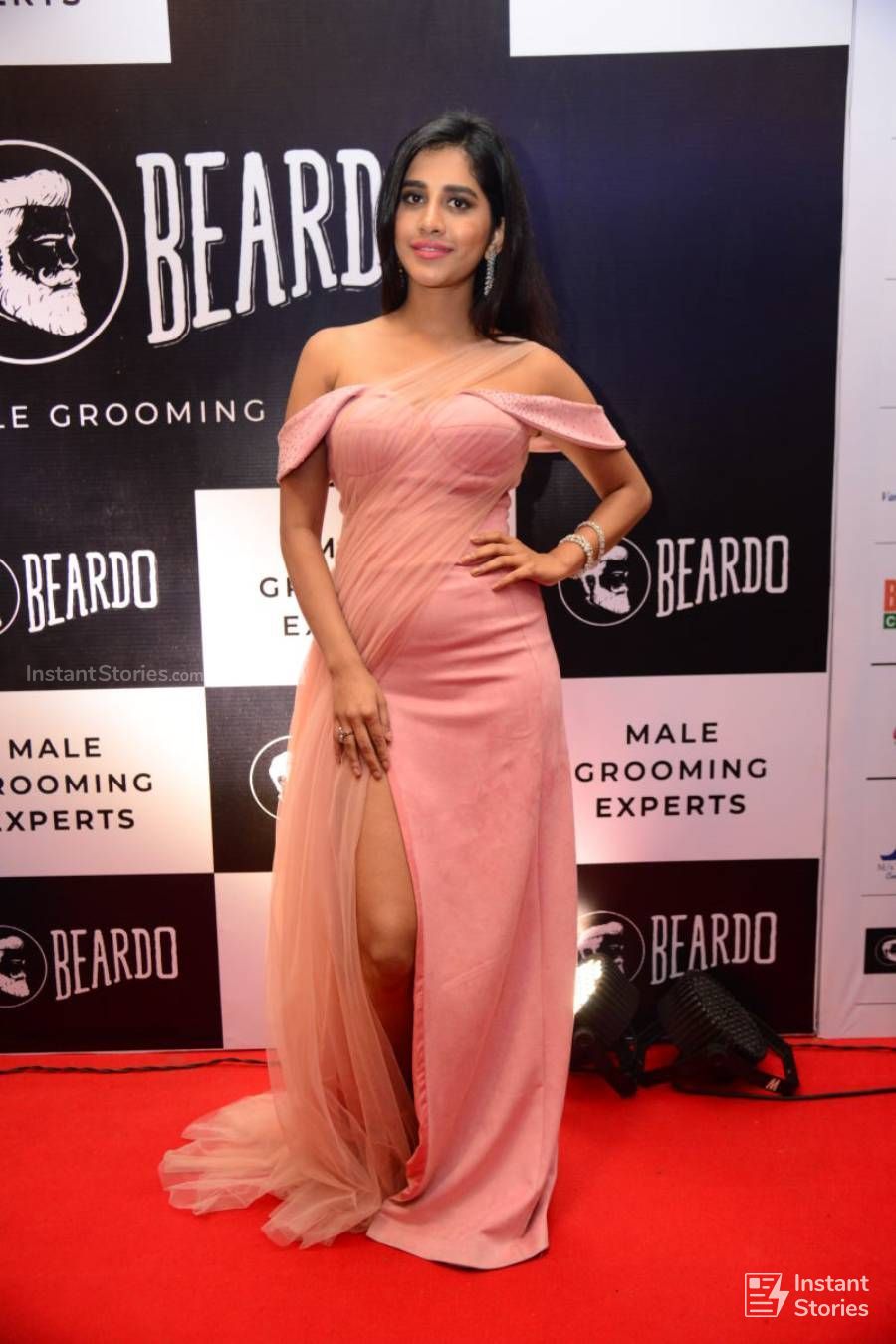 Nabha Natesh Hot Photos in Pink Dress at Dadasaheb Phalke Awards Event (9569) - Nabha Natesh