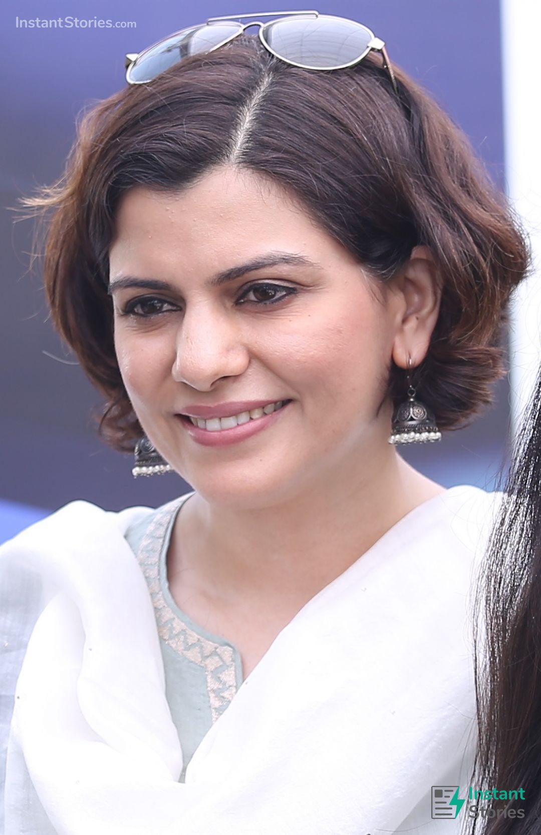 Nidhi Razdan Latest HD Images (1869) - Nidhi Razdan