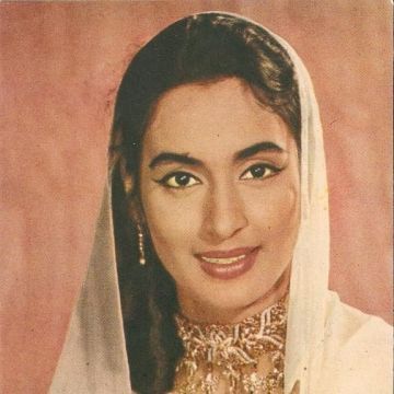 Nutan Rare Images