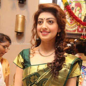 Pranitha Subhash Latest Hot HD Photos/Wallpapers (1080p,4k)