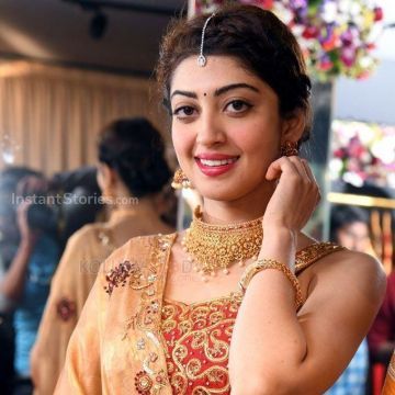 Pranitha Subhash Latest Hot HD Photos/Wallpapers (1080p,4k)