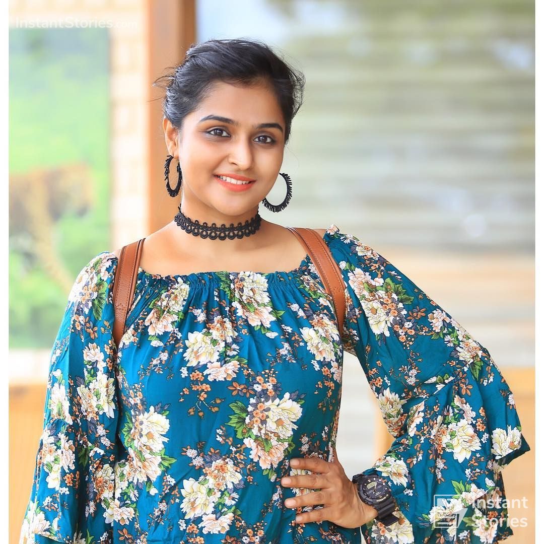 Remya Nambeesan Latest Hot photos from photoshoots in Sarees & Modern Dress (1080p) (2829) - Remya Nambeesan