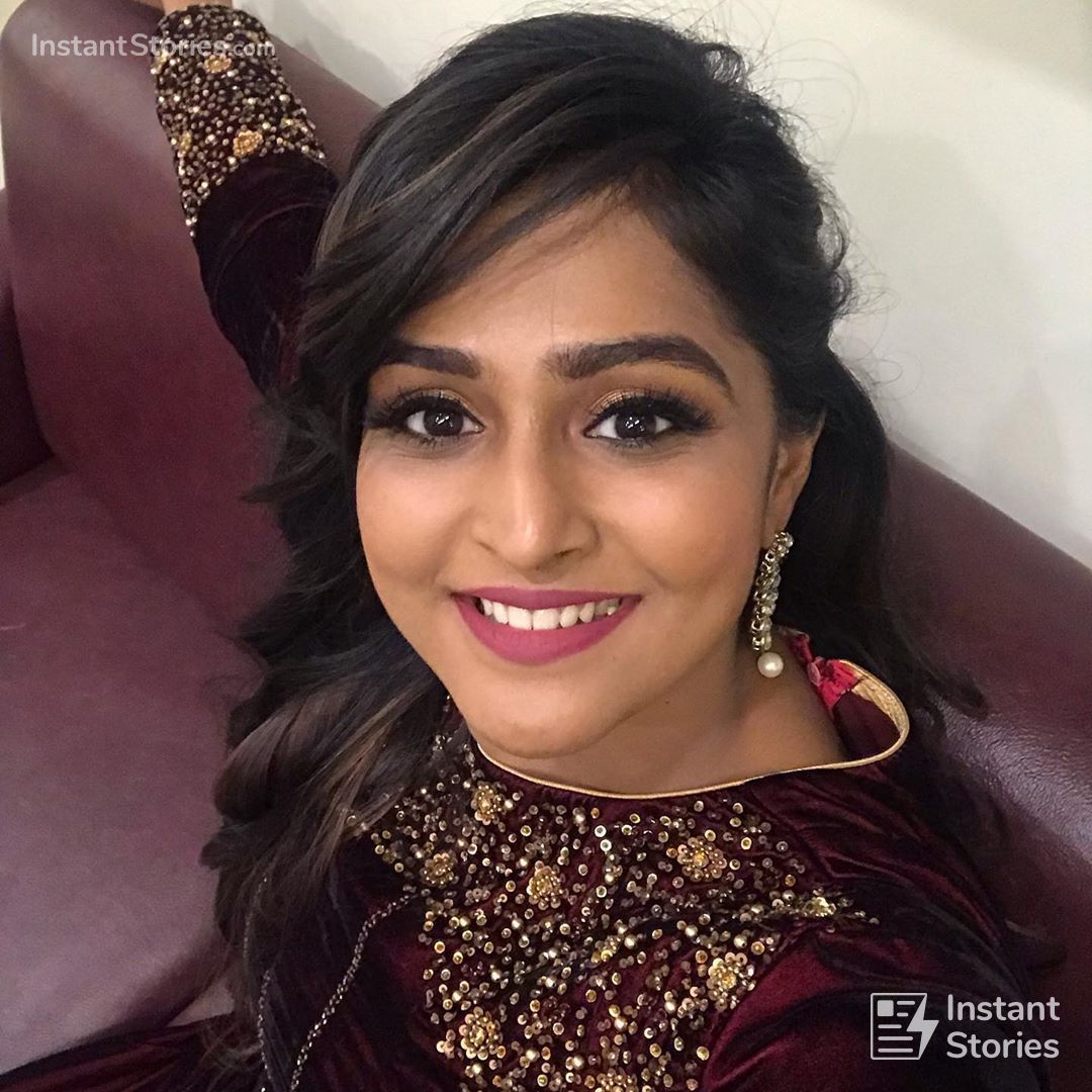 Remya Nambeesan Latest Hot photos from photoshoots in Sarees & Modern Dress (1080p) (2837) - Remya Nambeesan