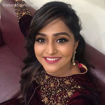 Remya Nambeesan Latest Hot photos from photoshoots in Sarees & Modern Dress (1080p)