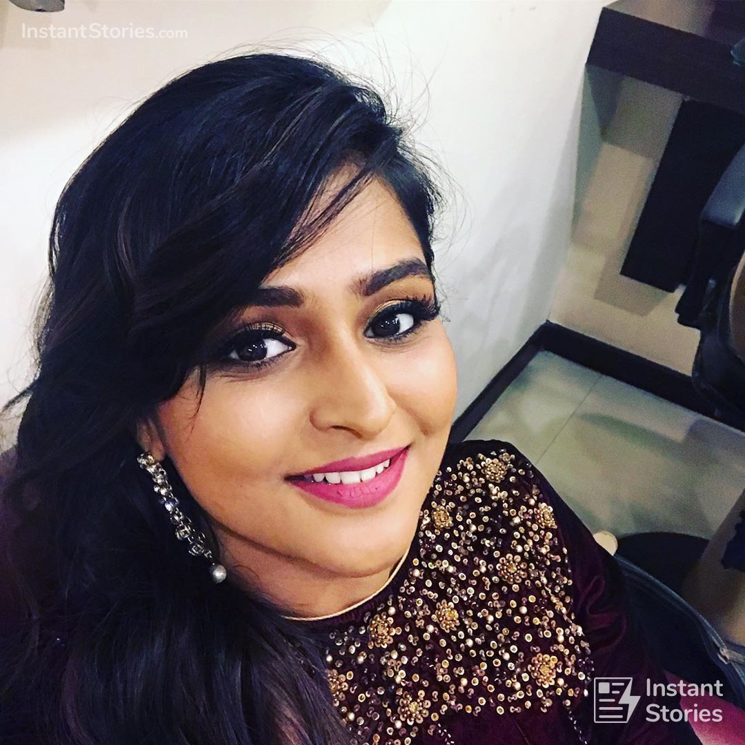 Remya Nambeesan Latest Hot photos from photoshoots in Sarees & Modern Dress (1080p) (2823) - Remya Nambeesan