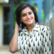 Remya Nambeesan Latest Hot photos from photoshoots in Sarees & Modern Dress (1080p)