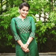 Remya Nambeesan New HD Beautiful photos in Red & Black Sarees (1080p)