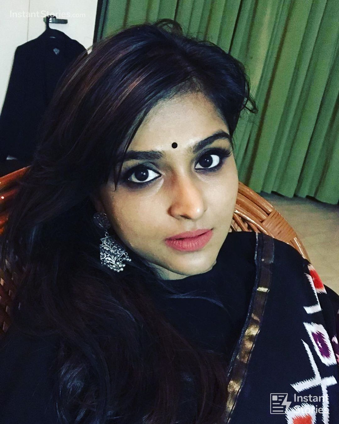 Remya Nambeesan New HD Beautiful photos in Red & Black Sarees (1080p) (508) - Remya Nambeesan