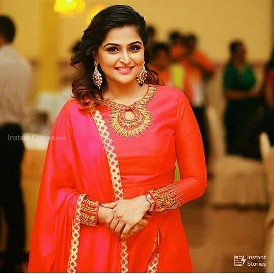 Remya Nambeesan New HD Beautiful photos in Red & Black Sarees (1080p) (8684) - Remya Nambeesan