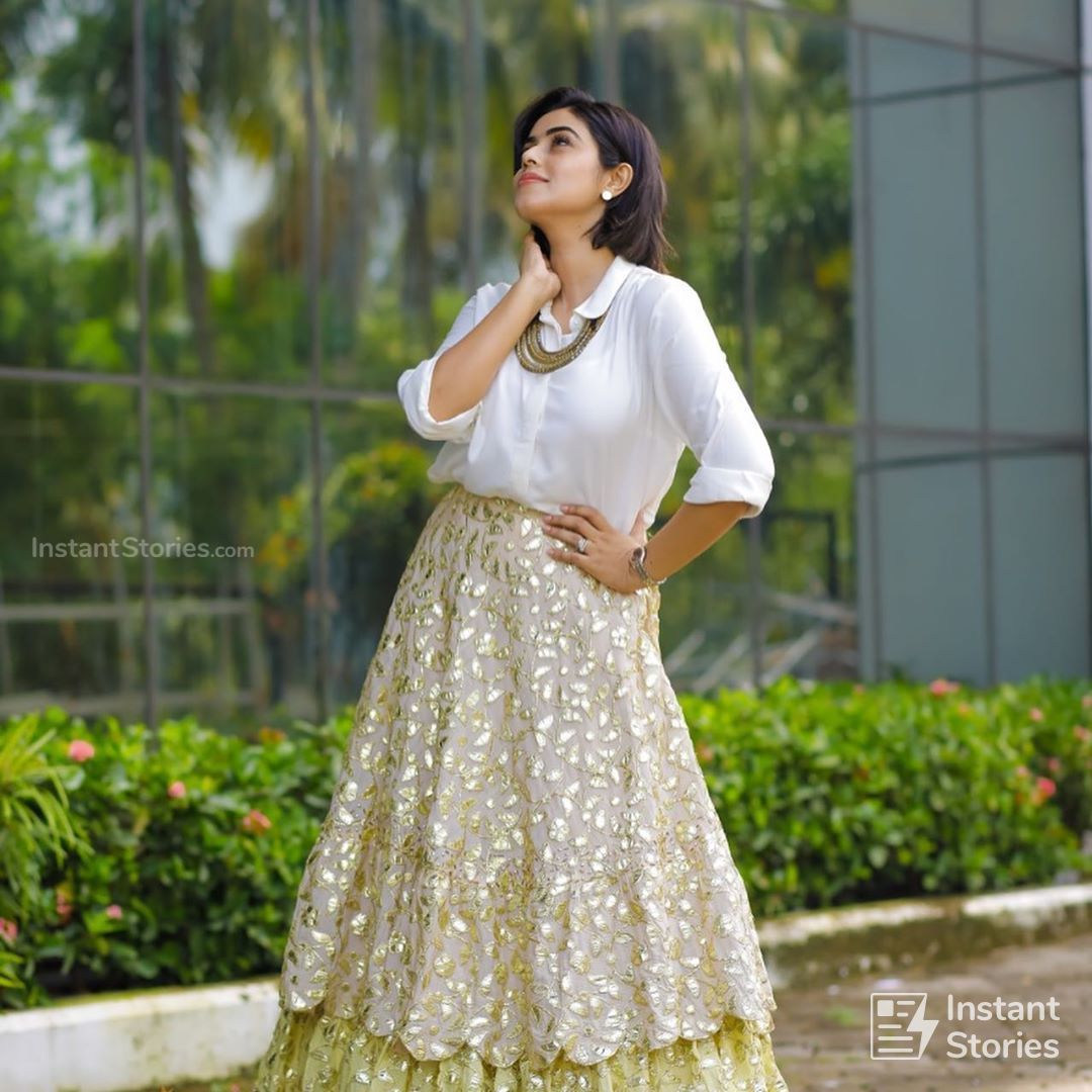 Shamna Kasim (Poorna) Hot HD Photoshoot Photos in White & Pink Dress (1080p) (16496) - Shamna Kasim (Poorna)