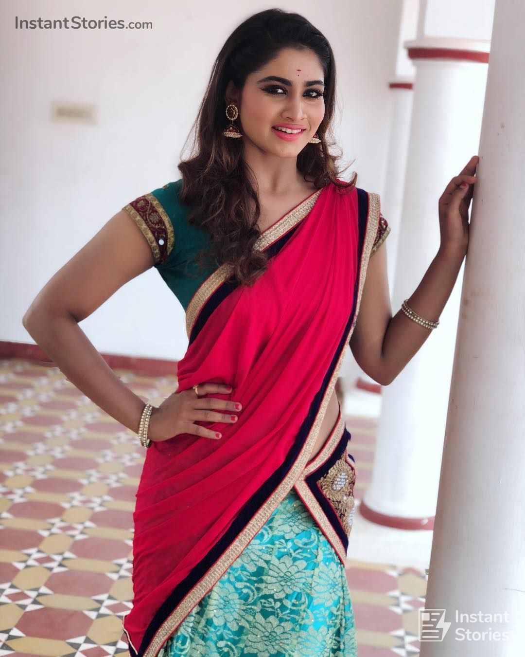 Shivani Narayanan Latest Hot HD Photos / Wallpapers (1080p) (Instagram / Facebook) (2910) - Shivani Narayanan