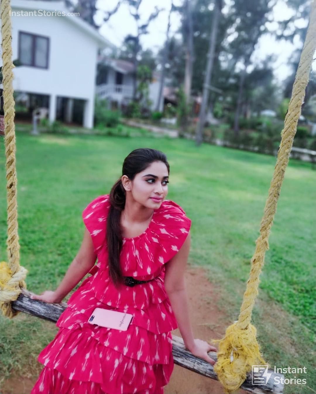 Shivani Narayanan Latest Hot HD Photos / Wallpapers (1080p) (Instagram / Facebook) (2936) - Shivani Narayanan