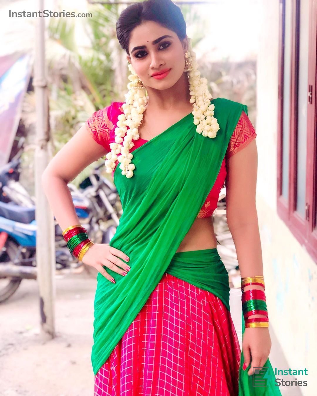 Shivani Narayanan Latest Hot HD Photos / Wallpapers (1080p) (Instagram / Facebook) (2969) - Shivani Narayanan