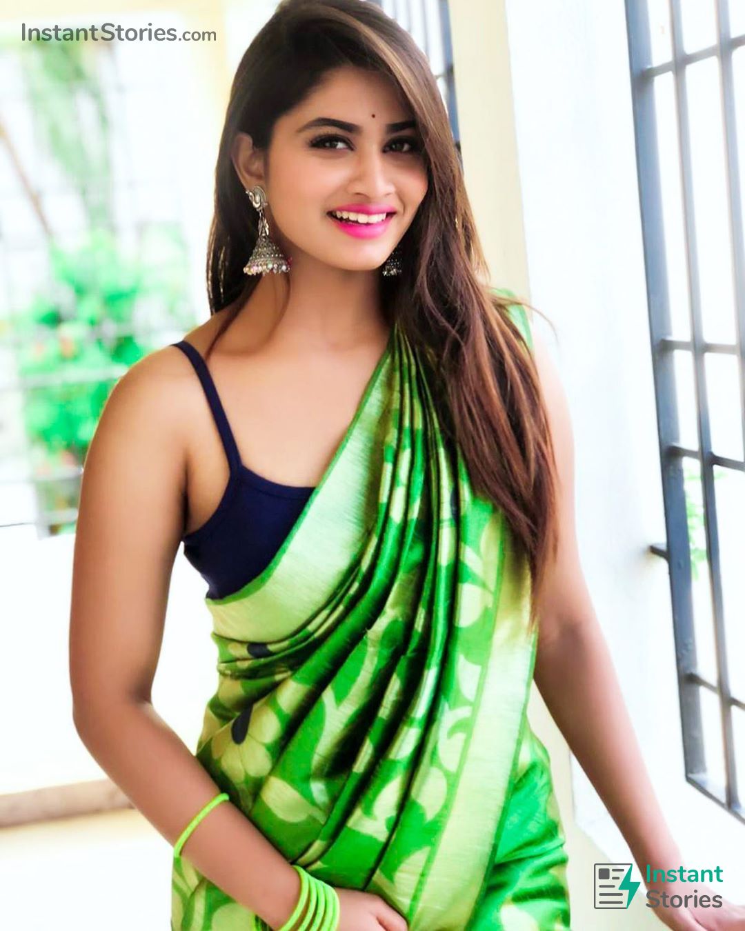 Shivani Narayanan Latest Hot HD Photos / Wallpapers (1080p) (Instagram / Facebook) (2950) - Shivani Narayanan
