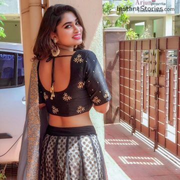 Shivani Narayanan Latest Hot HD Photos / Wallpapers (1080p) (Instagram / Facebook)