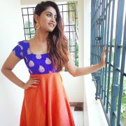 Shivani Narayanan Latest Hot HD Photos / Wallpapers (1080p) (Instagram ...