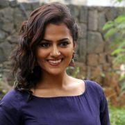 Shraddha Srinath Latest Hot HD Photos/Wallpapers (1080p,4k)