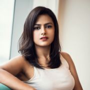 Shraddha Srinath Latest Hot HD Photos/Wallpapers (1080p,4k)