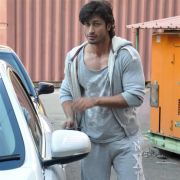 Vidyut Jammwal Latest HD Images